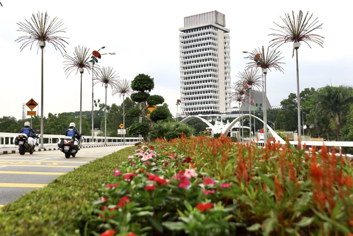 Health insurance rules, EPF retirement saving among highlights in Dewan Rakyat today