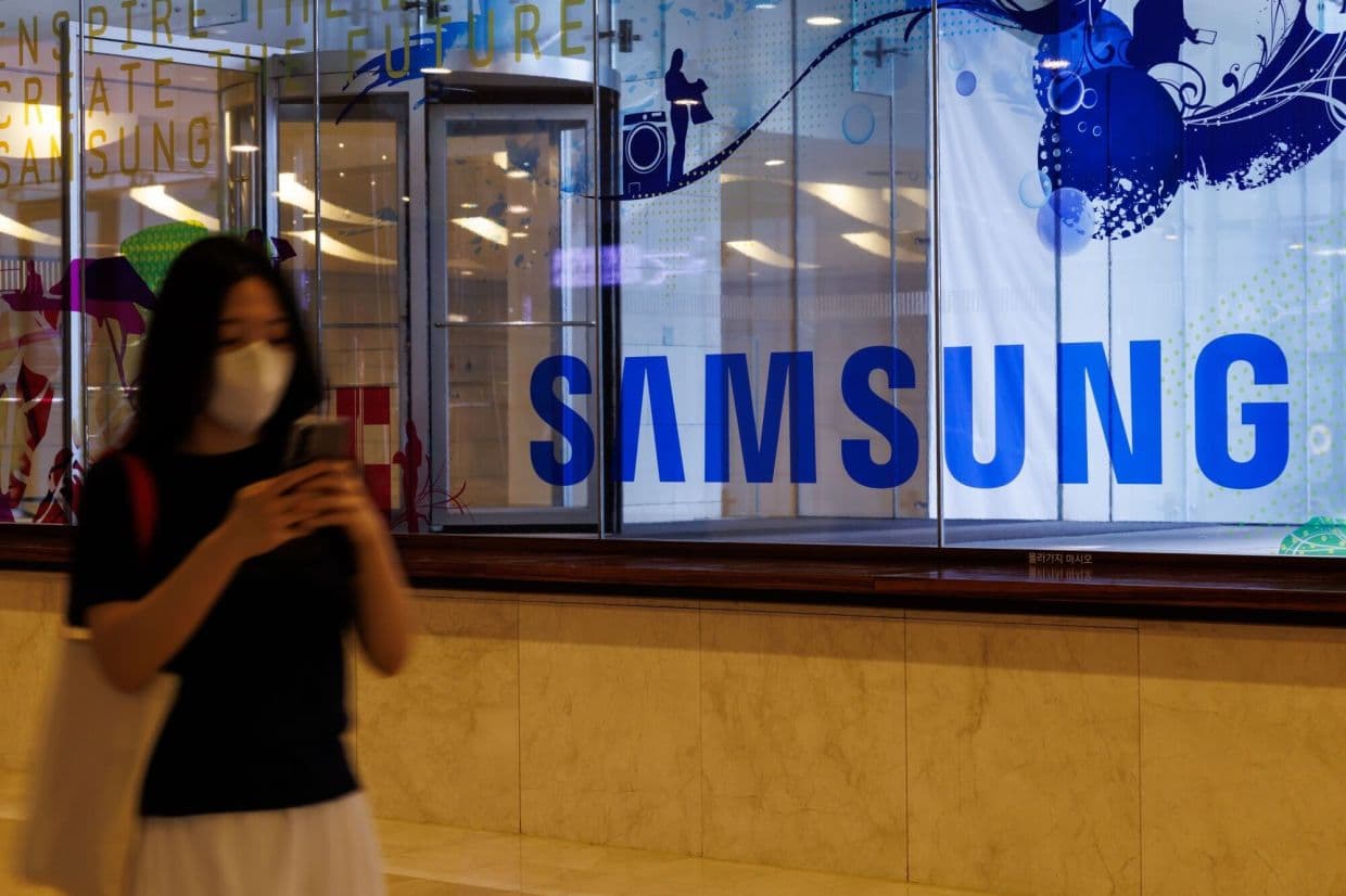 Samsung to get jump on Apple’s first foldable with new phones in July