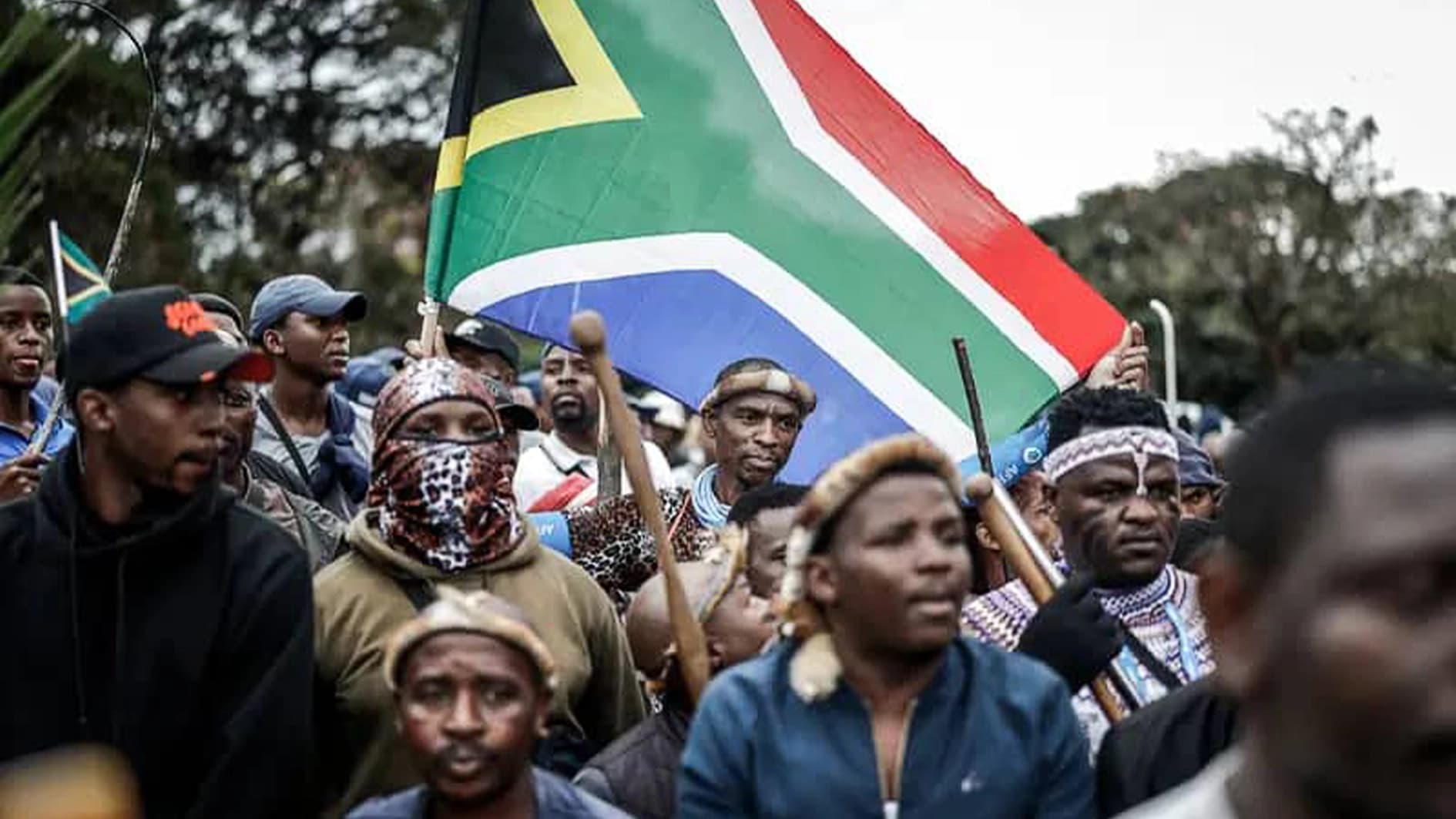 After evacuation, Nigerians left in S'Africa resort to self-defence