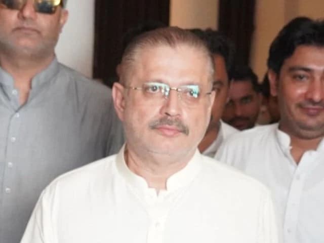 Sharjeel reviews film projects, eyes global outreach via OTT platforms