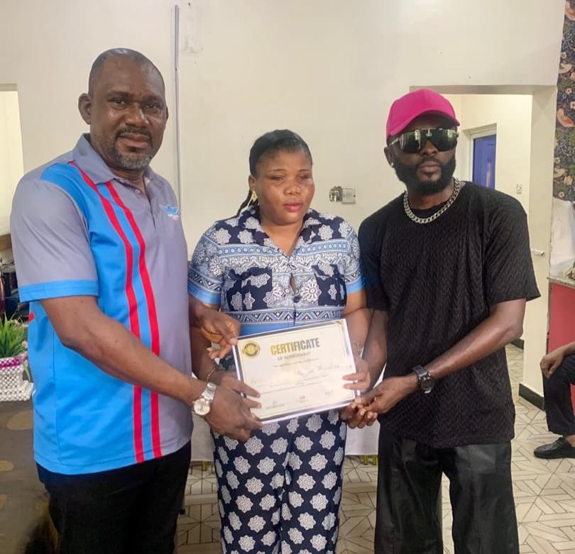 United Nigeria Airlines Promotes Disability Inclusion, Rewards Outstanding Visually Impaired Singers in Port Harcourt