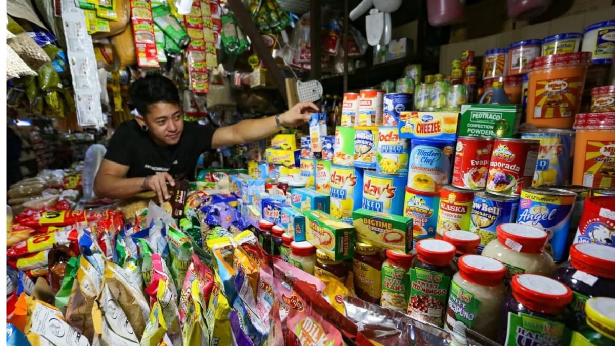 Looming wage surge threatens to upend Philippine inflation slowdown