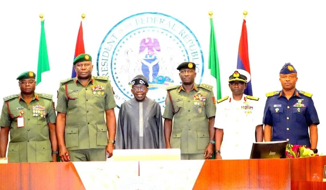 Tinubu Meets Security Chiefs Over Insecurity