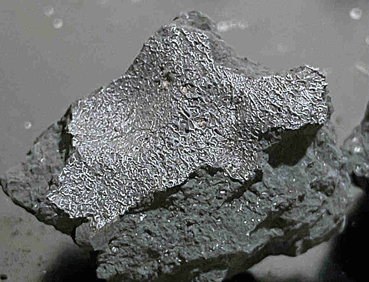 Alien world chemistry found inside meteorite that struck New Jersey home