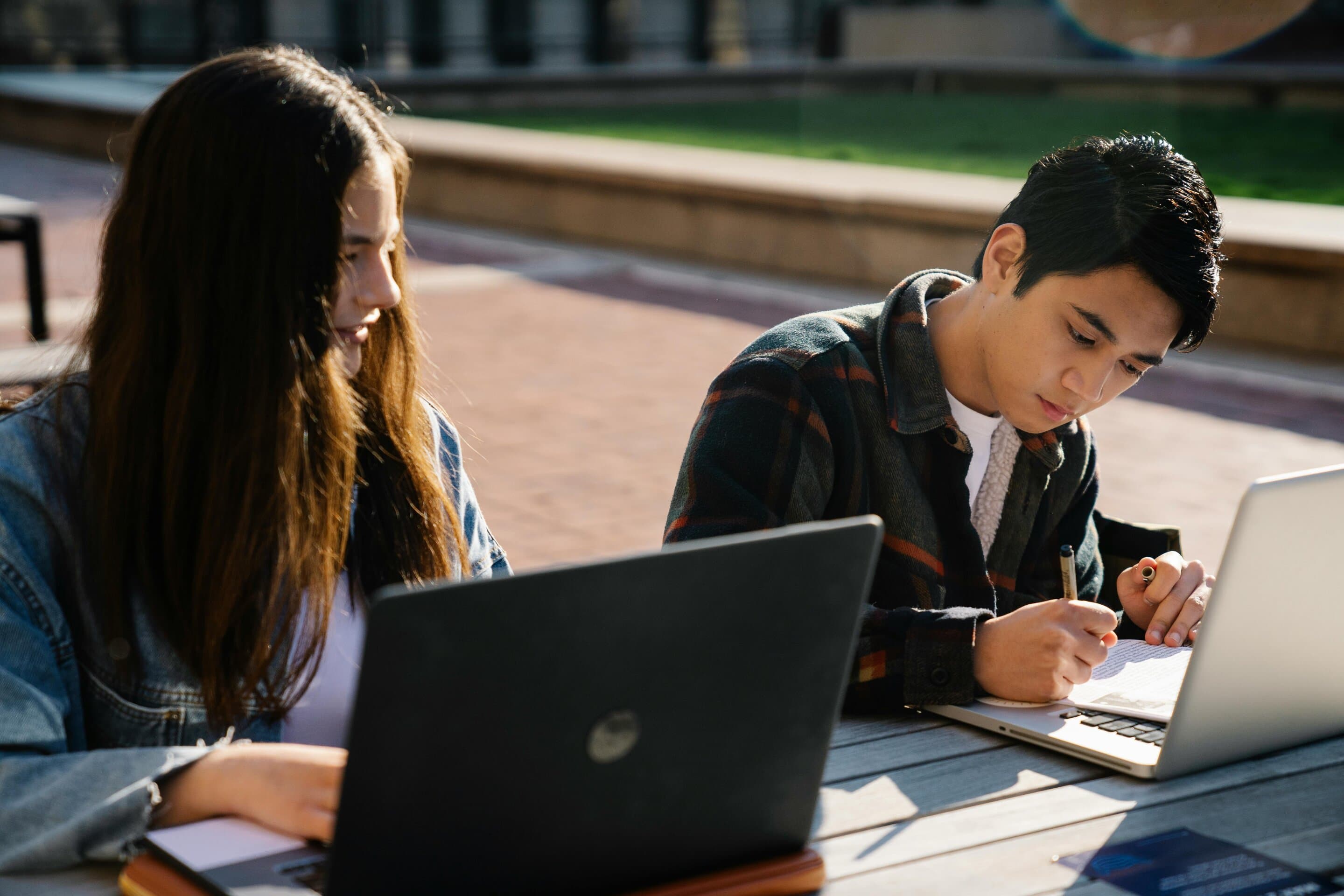 Scale can measure university students' confidence in using AI