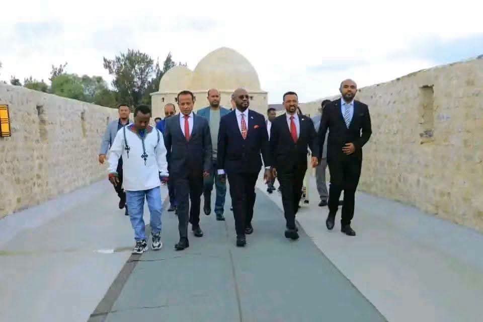 US Ambassador Touches Down In Gondar To Champion Trade, Regional Stability