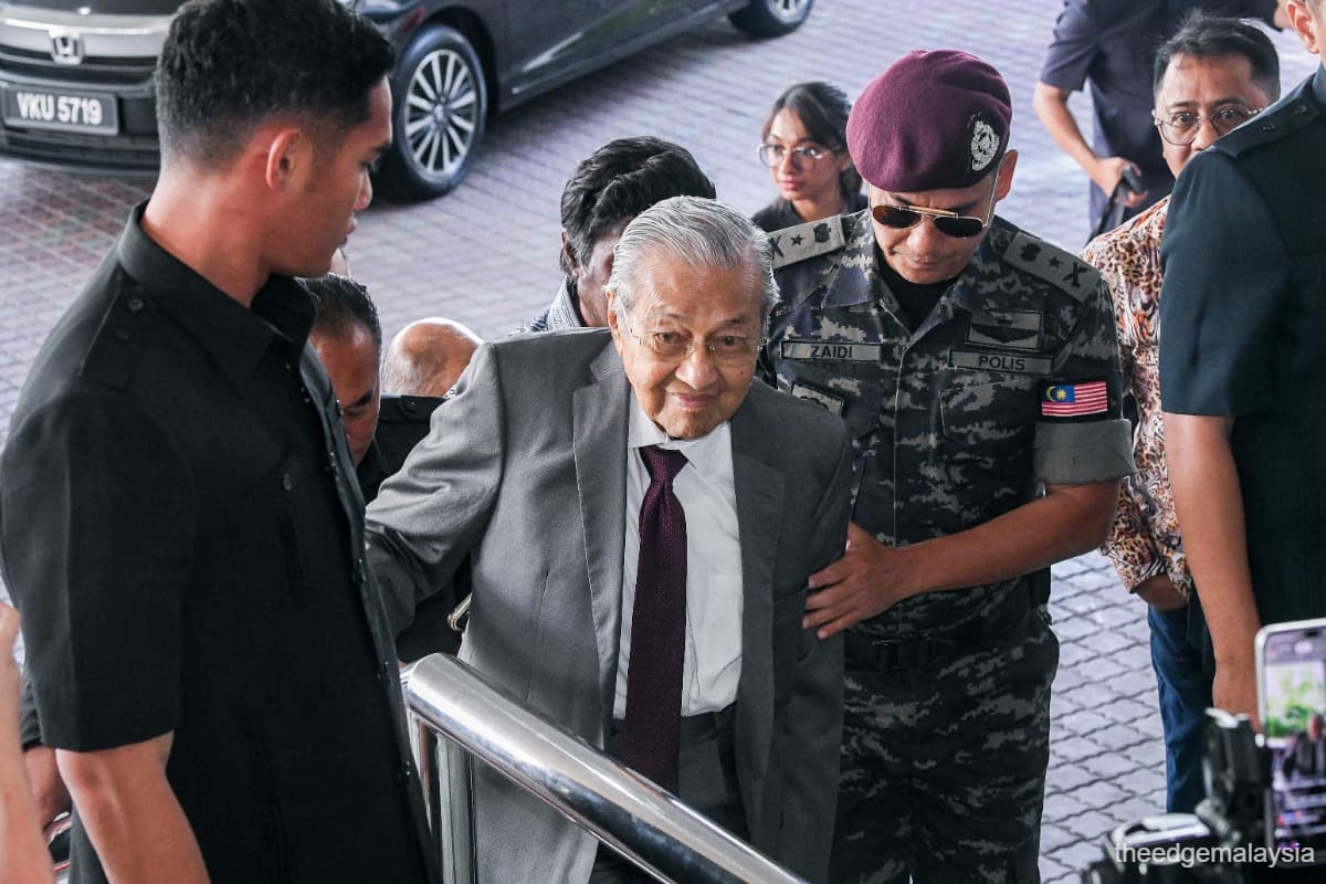 Dr M was willing to come to court in support of Na’imah to set aside RM313 mil tax, says Na’imah’s lawyer