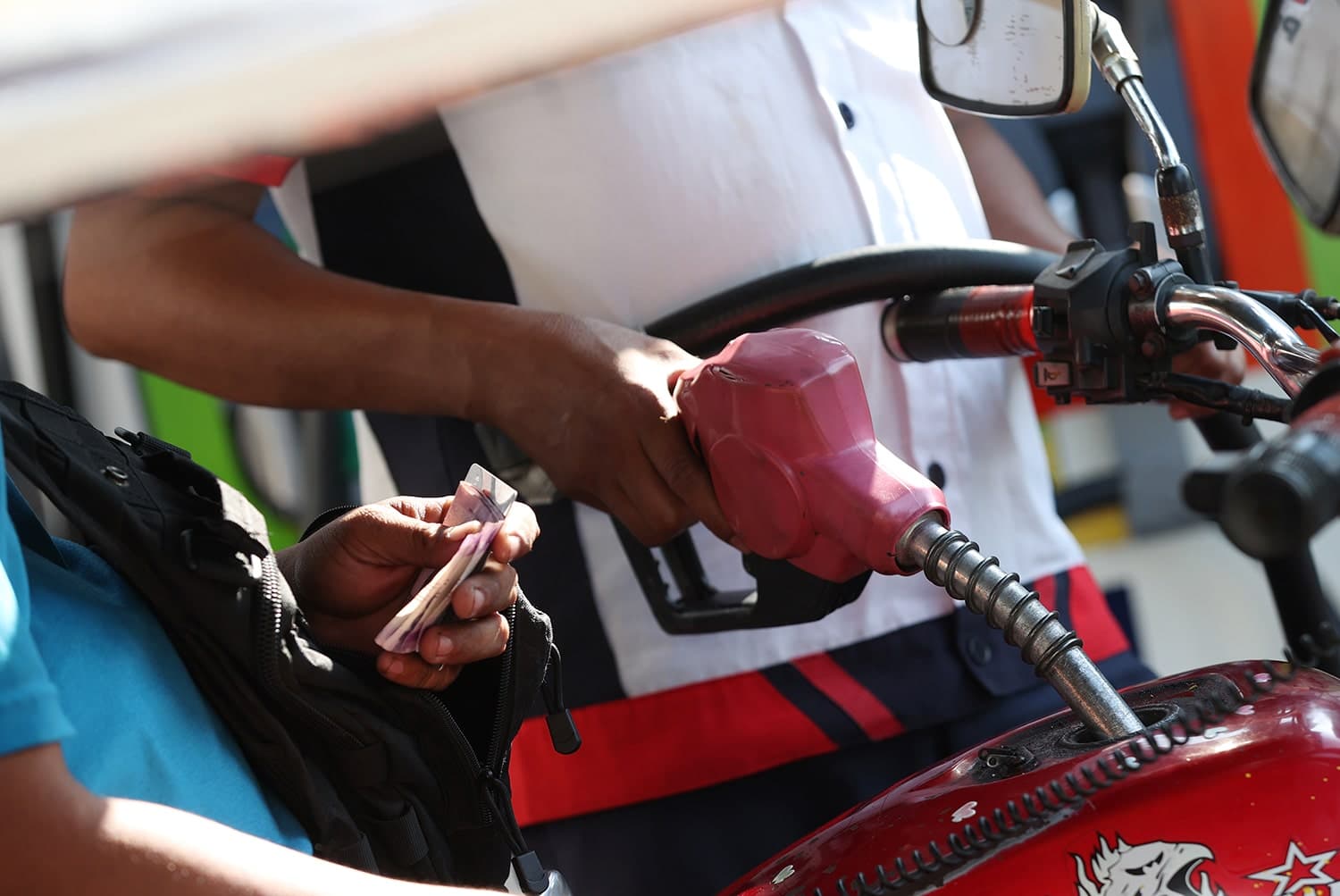 Mixed fuel prices seen on July 7