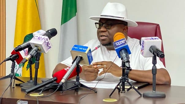 FG condemns killing of two Nigerians in South Africa