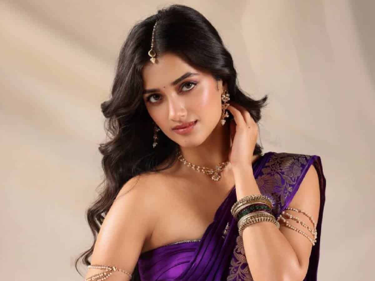 Bhagyashri Borse Turns Ethnic Diva In Purple