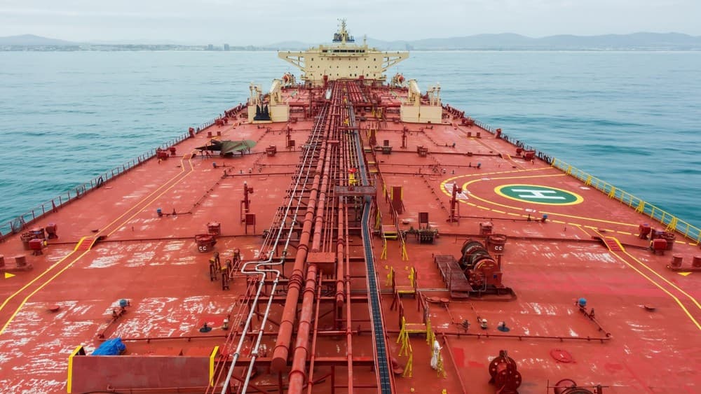 Hormuz Tanker Traffic Grinds to a Halt After U.S.-Iran Escalation