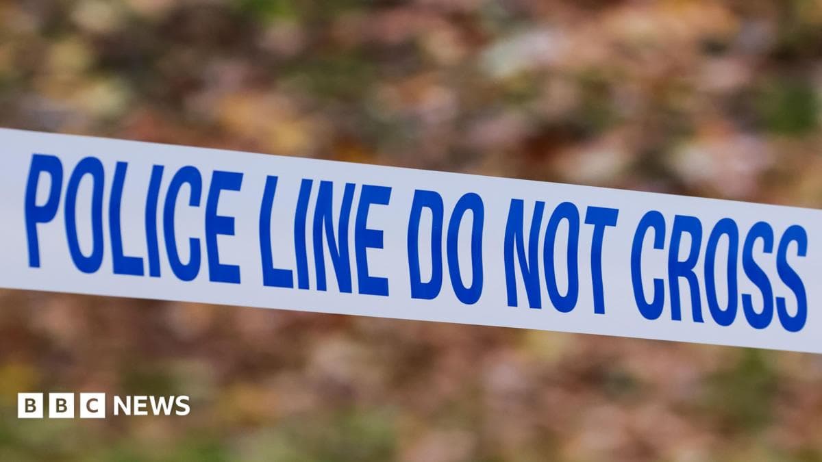 Two men die trying to save children in sea
