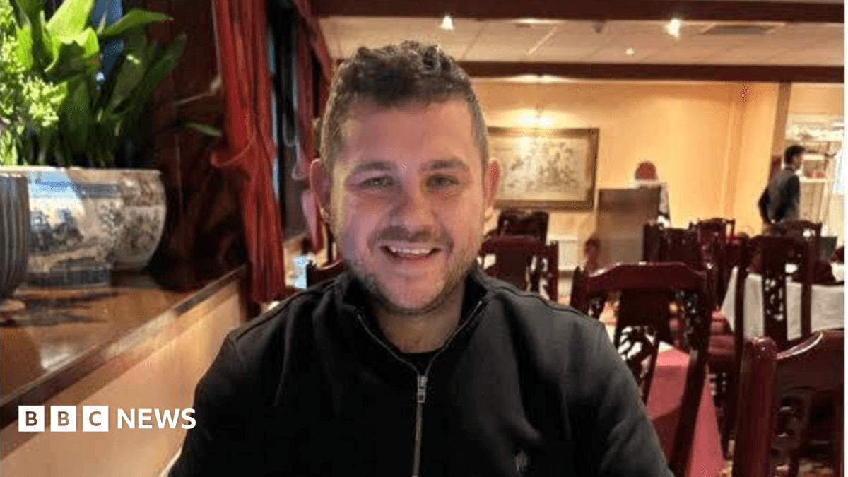 Bar rules out jobs for young people whose parents apply for them