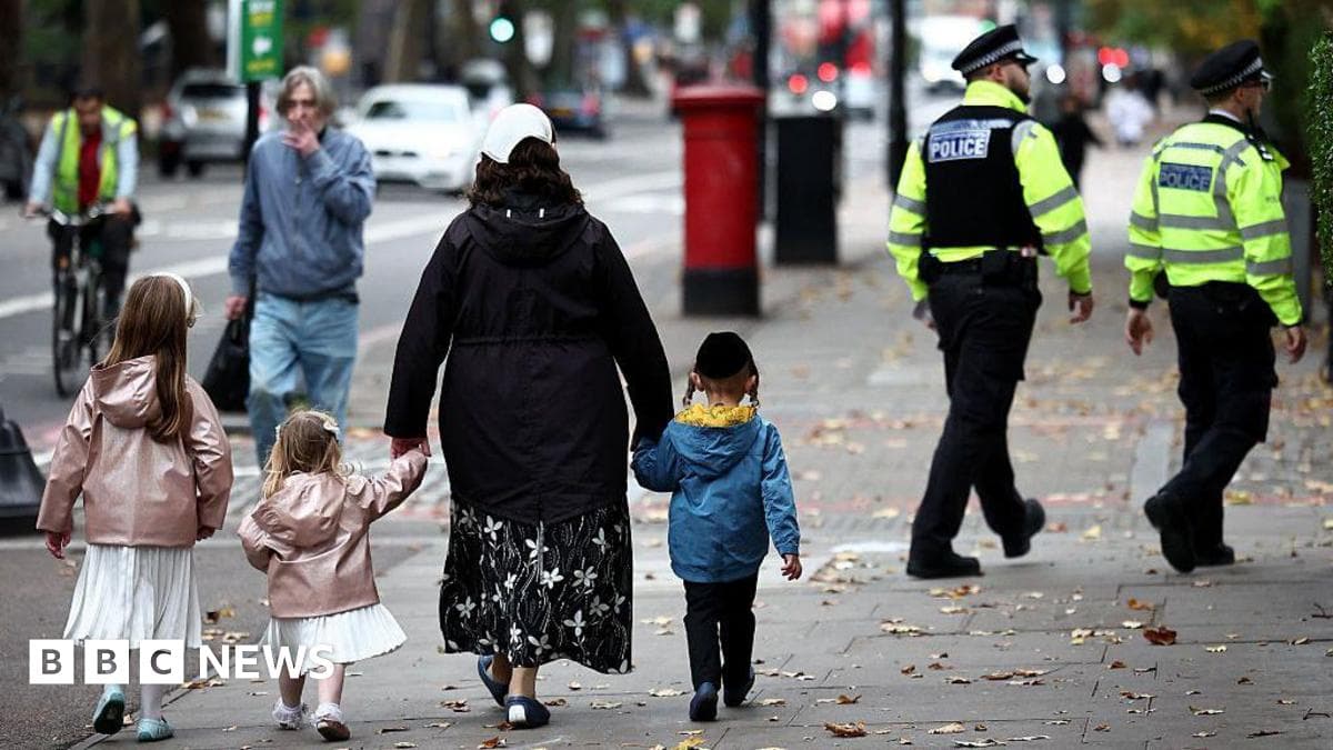 Extra £250m to boost Jewish community safety