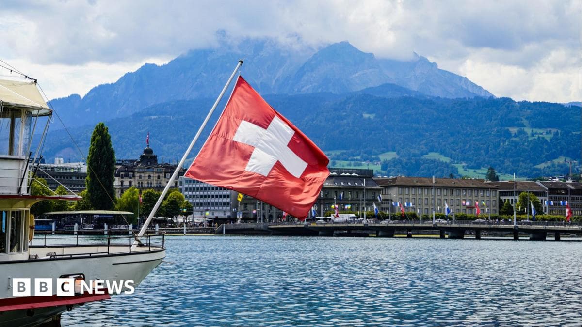 Roaming charges scrapped and faster airport checks in UK-Switzerland deal