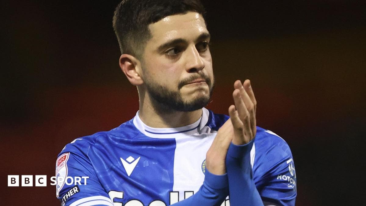Ruel Sotiriou and Josh Koroma sign for Chesterfield