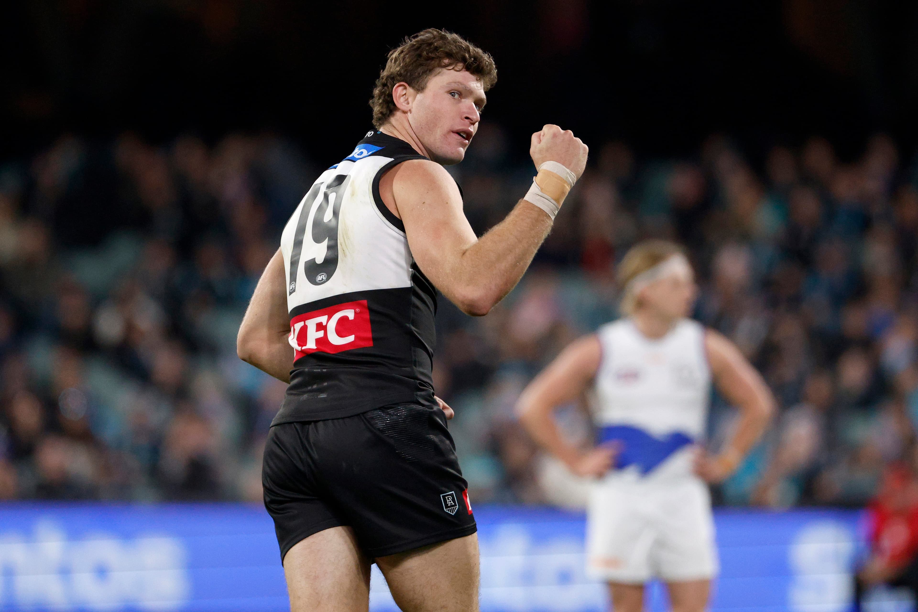 Power surge derails Roos' wildcard charge
