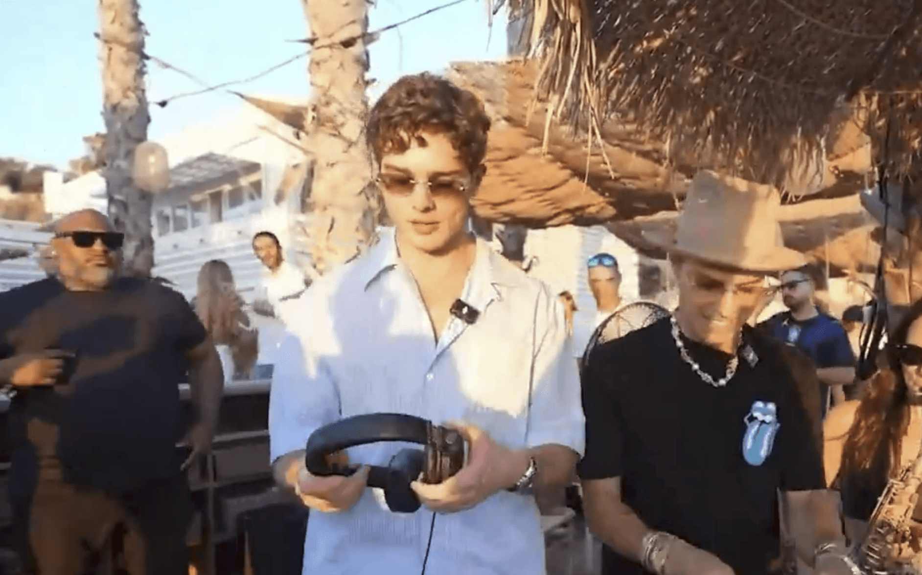 Controversial 'looksmaxxing' influencer Clavicular cuts divisive path across Tel Aviv