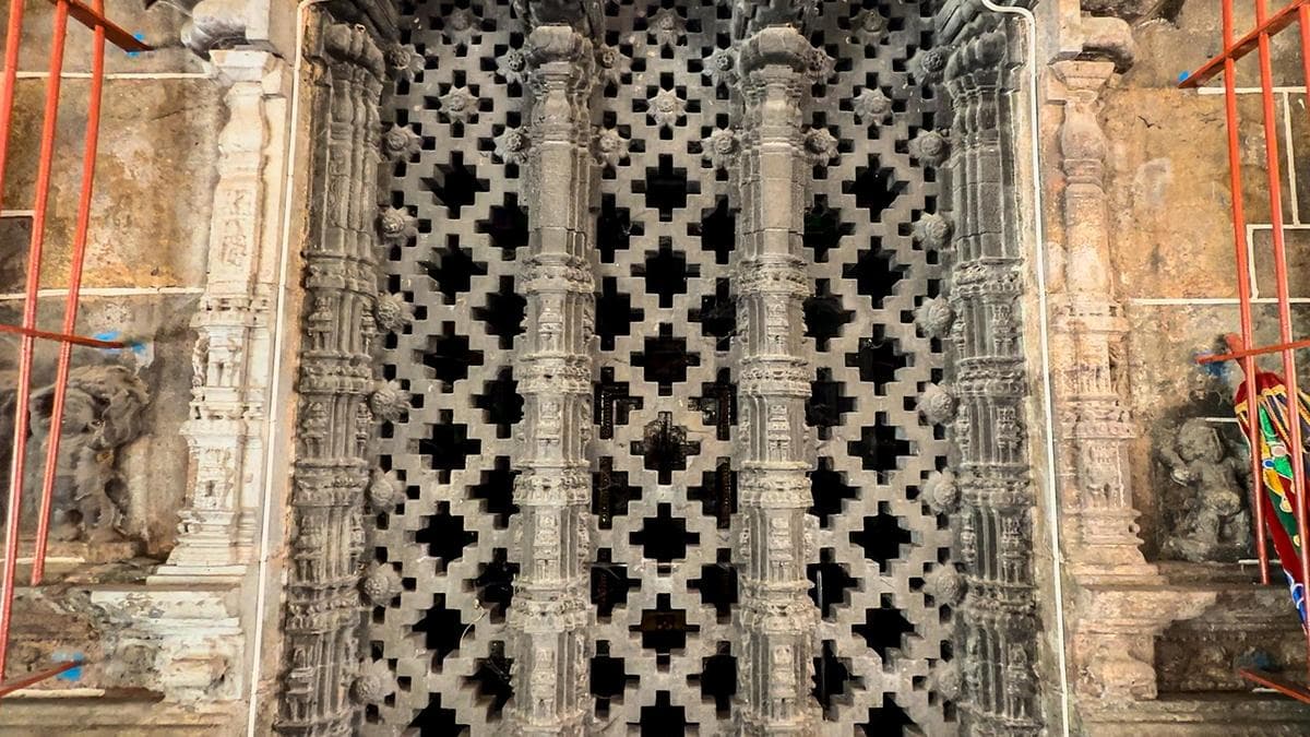 A stunning stone window showcases Chola-era mastery