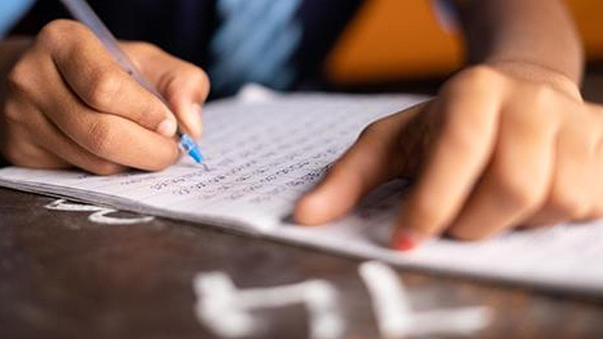 676 Assam govt. schools without electricity, 238 lack boys’ toilets