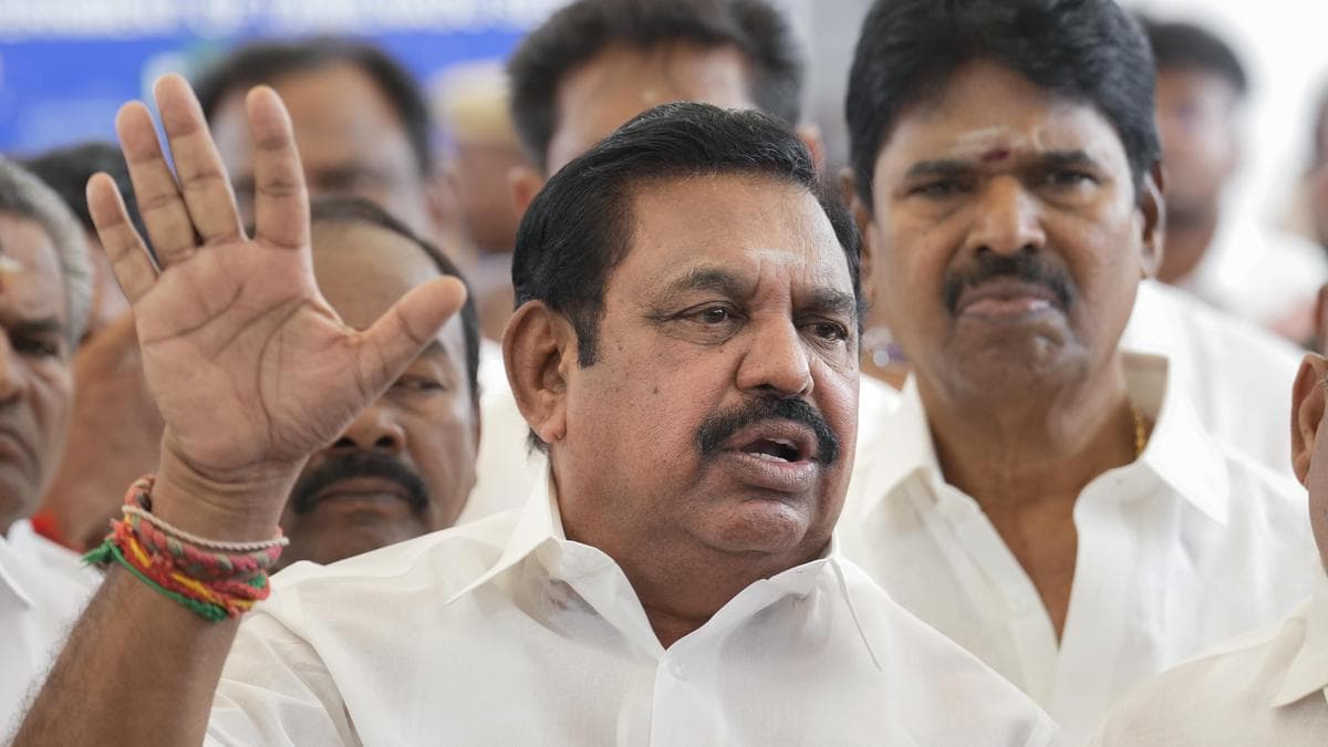Palaniswami appeals to the Centre to safeguard State’s quota of medical seats