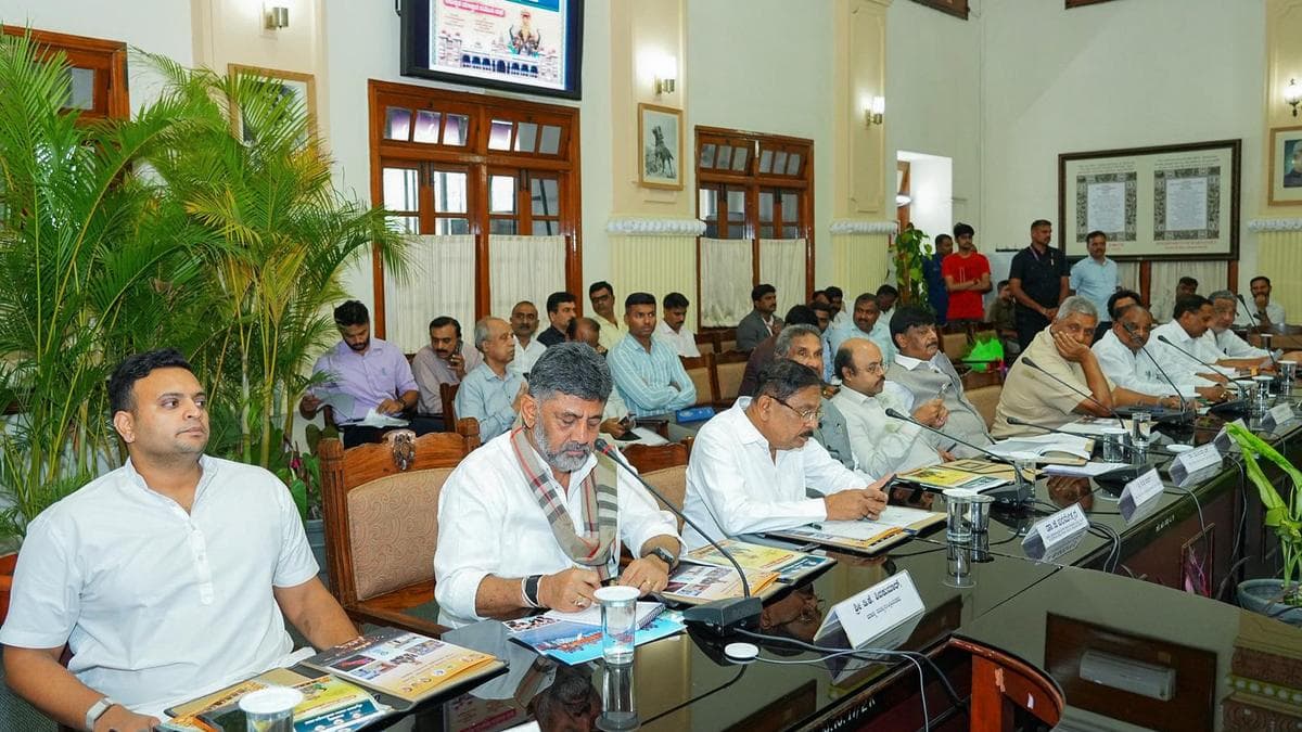 No scaling down Mysuru Dasara, says D.K. Shivakumar