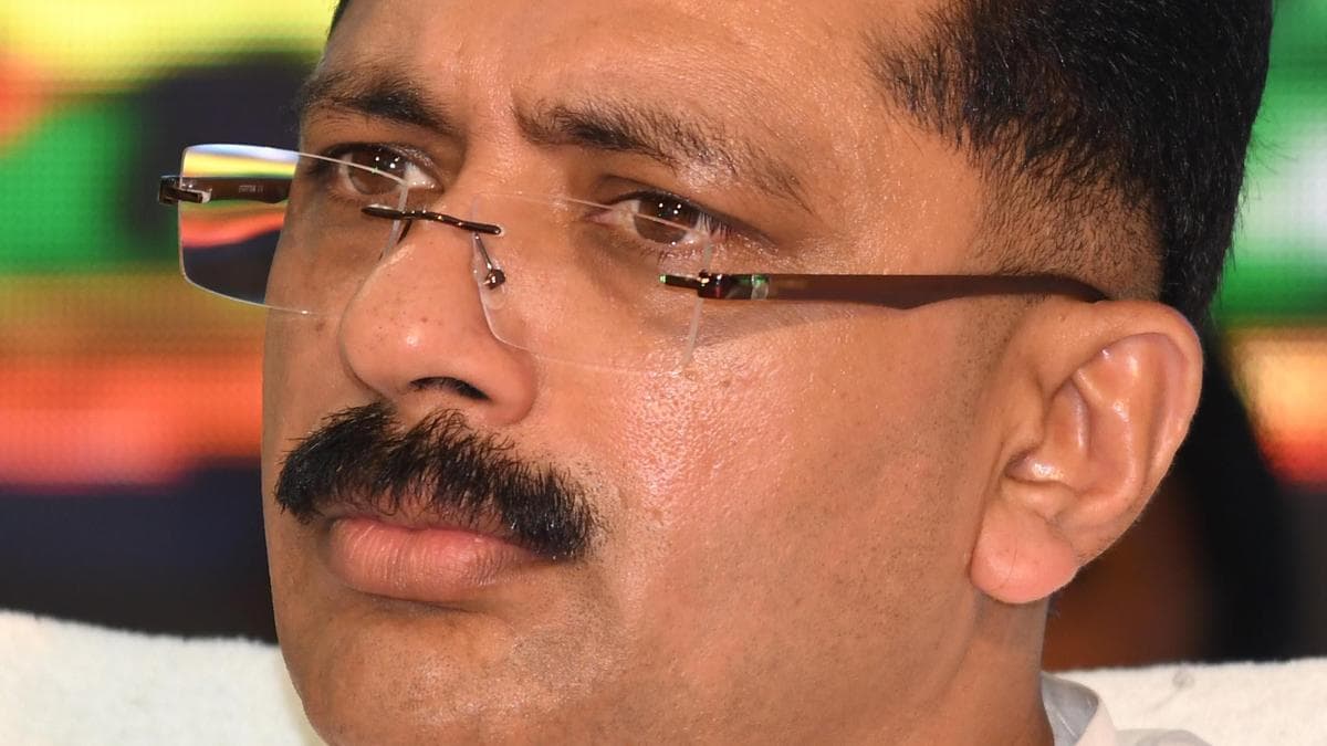 ‘Haram for one, halal for another’: Jaleel questions IUML’s divided stance on lighting the lamp