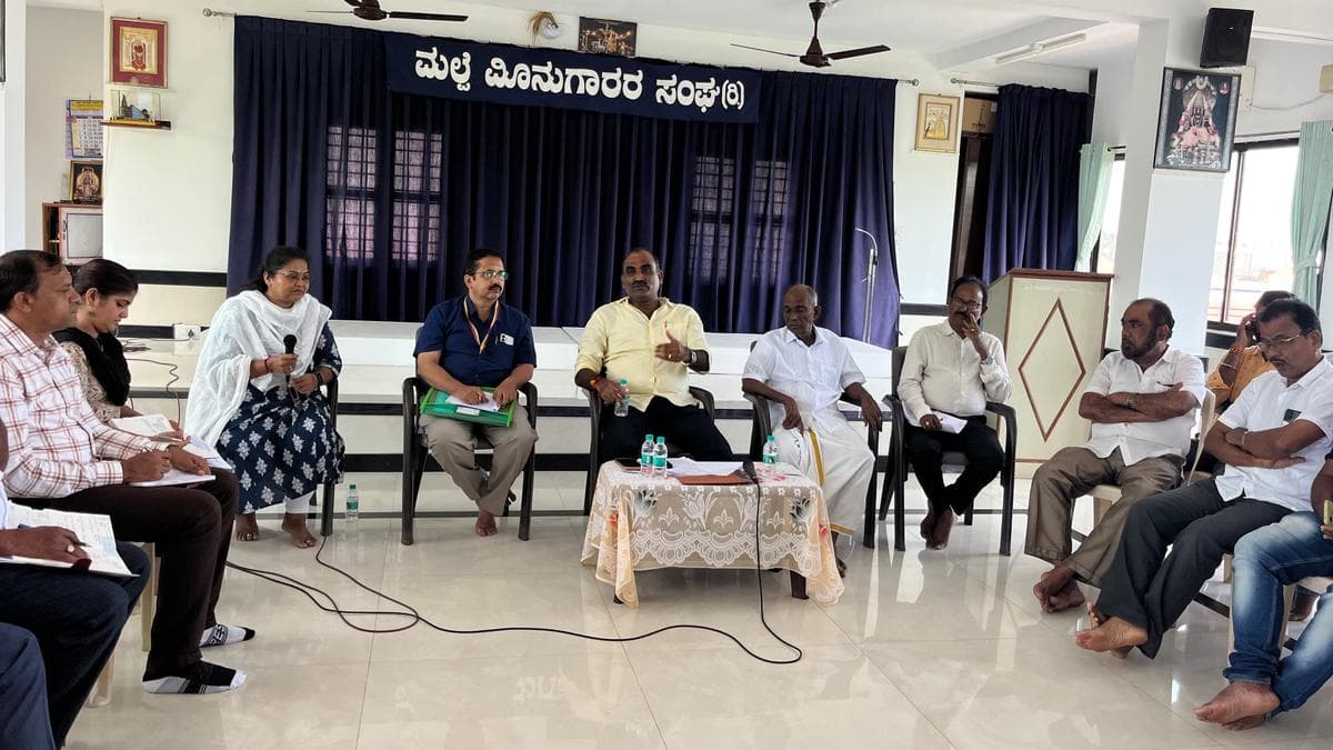 MLA asks Ports and Fisheries departments to ensure proper maintenance of Malpe fishing harbour