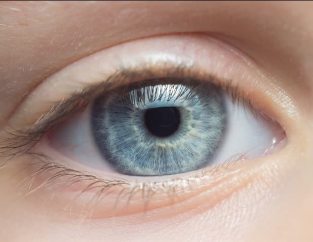 Study explains long-term ocular symptoms following mild COVID-19